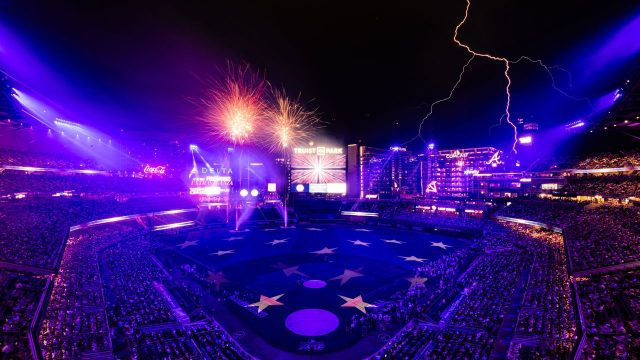 Capturing the Moment: Fireworks and Lightning in Perfect Harmony | casino 365 live, rtp slot367, kds