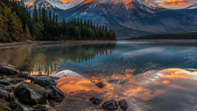 Discover Tranquil Landscapes: Nature-Themed Wallpapers for All Devices | windiggers casino online, e