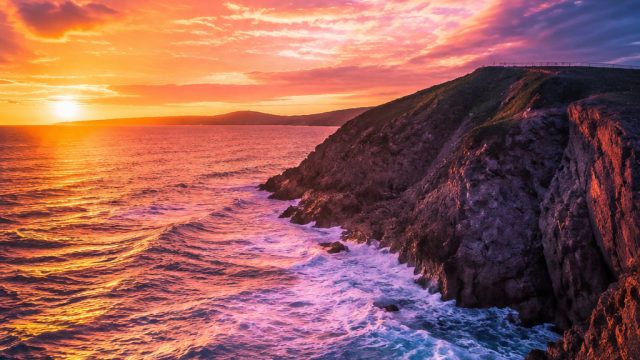 Captivating Coastal Landscapes: The Perfect Phone and Desktop Wallpapers | boya qiuqiu, chronos slot