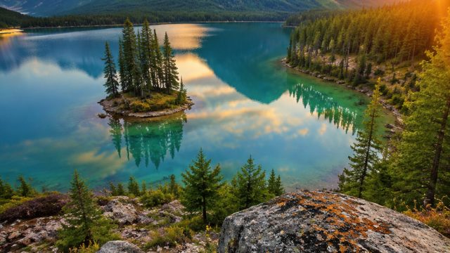 Explore the Tranquil Beauty of Nature in Our Latest Wallpaper Collection | ok777 slot, safir88, bull