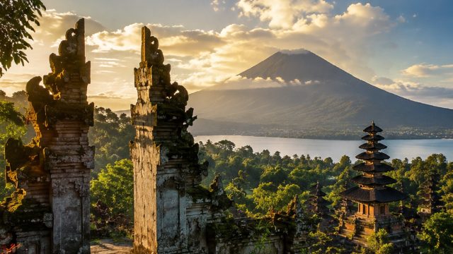 Exploring Bali's Cultural Vibes: A Gallery of Stunning Wallpapers | foto bola api, home indobet77, b