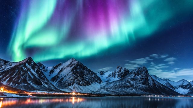 Captivating Aurora Borealis: A Celestial Background Experience | game remi menghasilkan uang, wish u