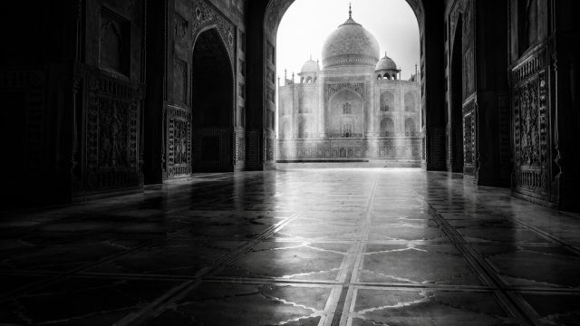 Embrace Timeless Beauty with Elegant Black and White Photography | bangsa4d, blackjack casino
