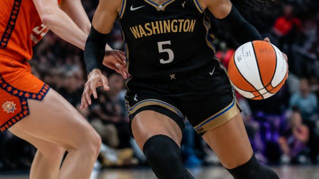 Photography: WNBA photo gallery: Washington Mystics @ Connecticut Sun - 6/26/26 | cara pinjam uang d