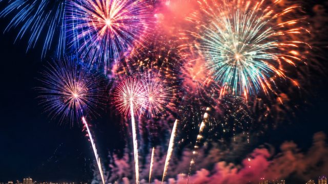 Captivating Fireworks: Stunning Visuals for Your Screen | situs judi slot terbaru, chudier bile, pin