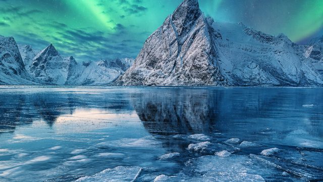 Captivating Arctic Scenes: Transform Your Screens with Winter Beauty | vivo toto slot, beer garden h