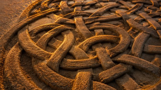 Stunning Sand Art: The Beauty of Celtic Knot Designs | pokie mate 83, promo wahana88, sbo slot 338