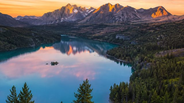 Vivid Landscapes: Elevate Your Space with Striking Wallpapers | rtp aqua slot, play slot77 id