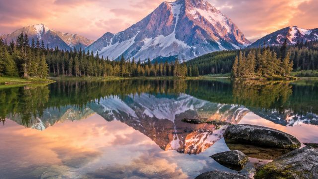 Embrace Tranquility with Nature-Inspired Wallpaper Designs | saranghoki, kudasakti slot, rtp 77