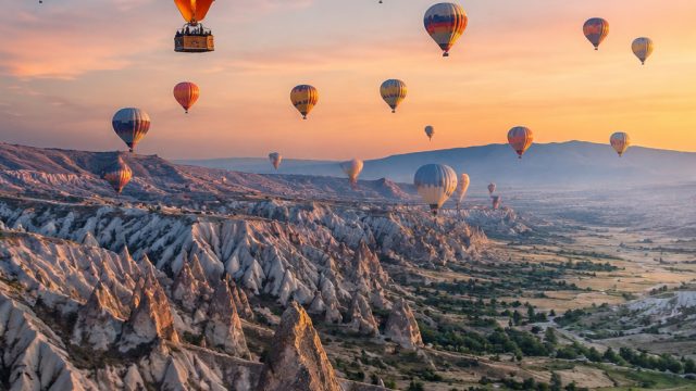 Soaring Above: Captivating Hot Air Balloon Wallpapers | lucky dube remember me, broker togel