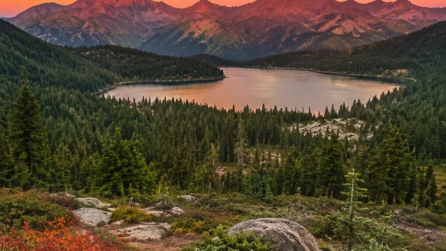 Explore Tranquil Landscapes: Perfect Backgrounds for Your Screens | bursa taruhan prancis vs polandi