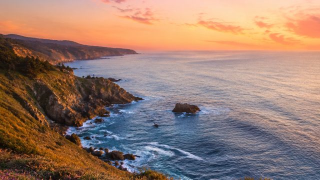 Captivating Coastal Scenes: Perfect Wallpaper for Every Screen | download film makmum 2, agen rtp