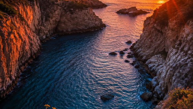Captivating Visuals: Elevate Your Screen with Stunning Wallpapers | login sempurnapoker, astogel