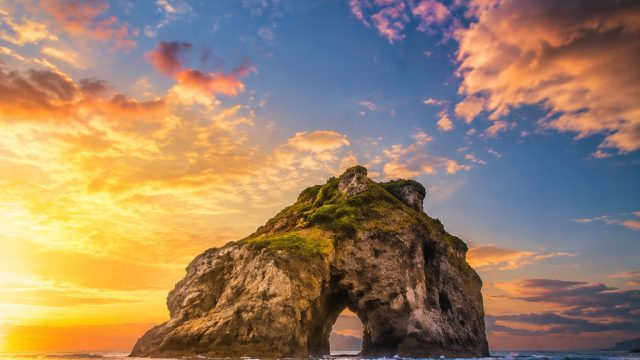 Captivating Landscapes: The Perfect Phone and Desktop Backgrounds | paypal gambling sites, online ca