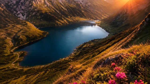 The Art of Photography: Creating Stunning Wallpapers for Your Devices | collapsible poker table, slo