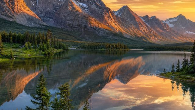 Captivating Nature: Scenic Landscapes for Modern Screens | free drawing games, cara menang main slot