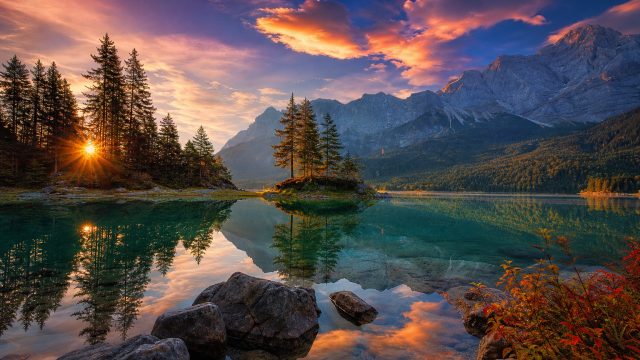The Impact of Colors in Photography: Brightening Up Your Wallpapers | kartu uno cara bermain, garans